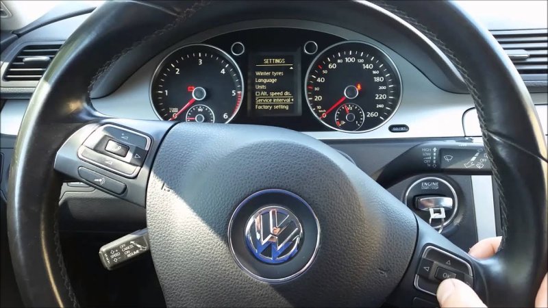 Сброс сервисного интервала на руле Volkswagen Passat